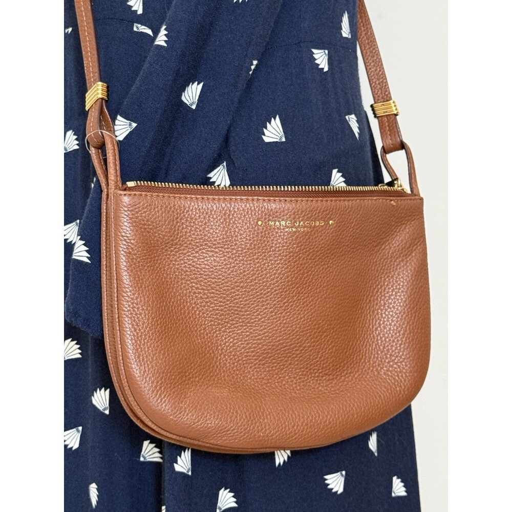 Marc Jacobs New York Cognac Brown Pebbled Leather Crossbody Bag Gold Double Zip